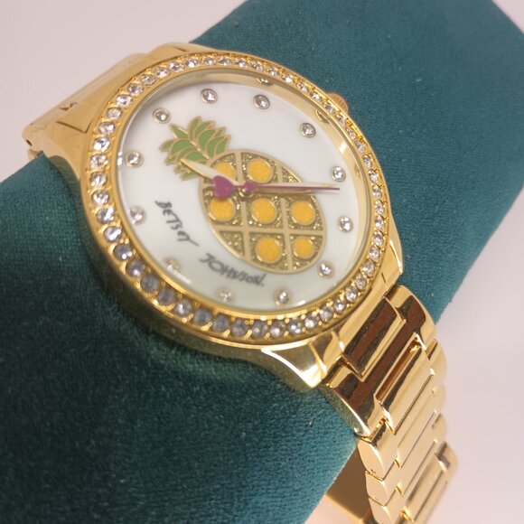Betsy Johnson Gold Pineapple with glitter bezel watch. - Picture 4 of 4